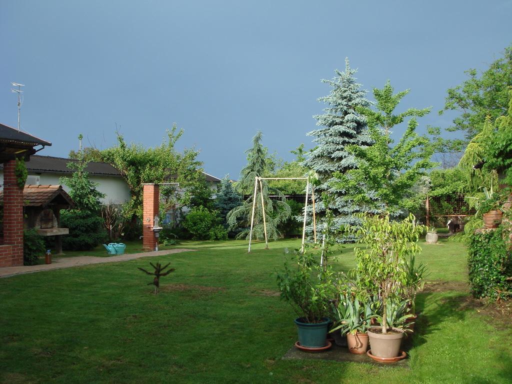 Guest House Kapetanova Kuca Križevci Exterior foto